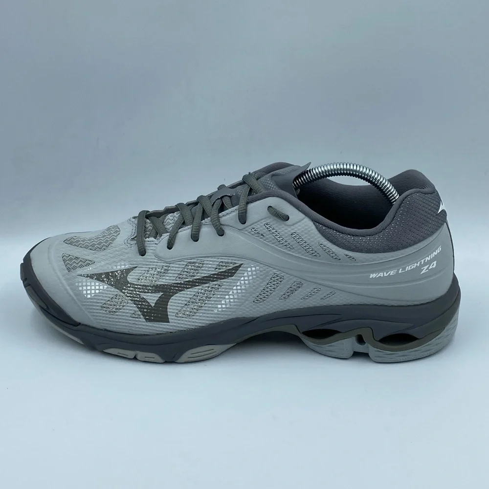 Mizuno Wave Lightning‎ Z4 Volleyball Shoes Women’s Sz 12